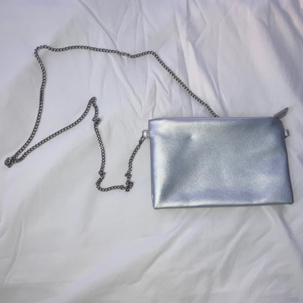 Forever 21 metallic silver chain purse / clutch / sling bag / crossbody - Picture 2 of 11
